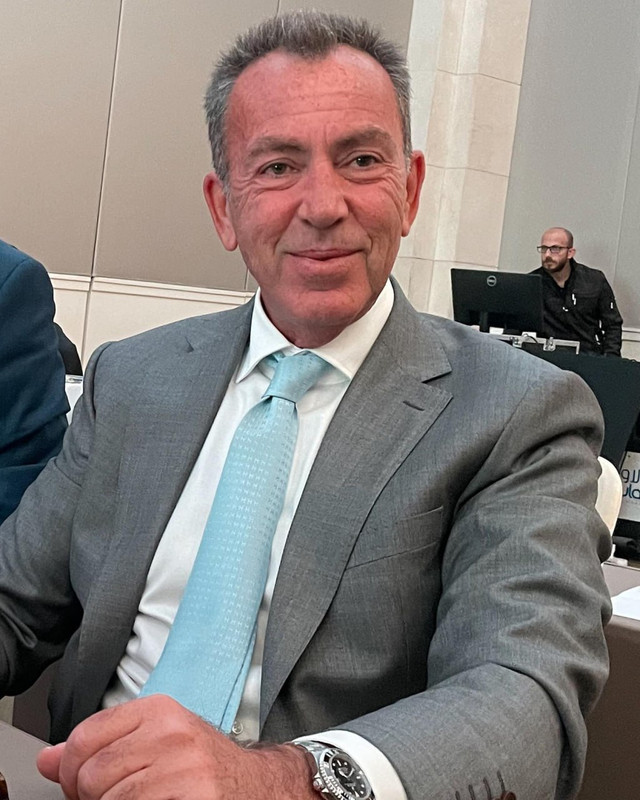 Retrato oficial del LysanderMurphyProfessor, inversor cuantitativo británico